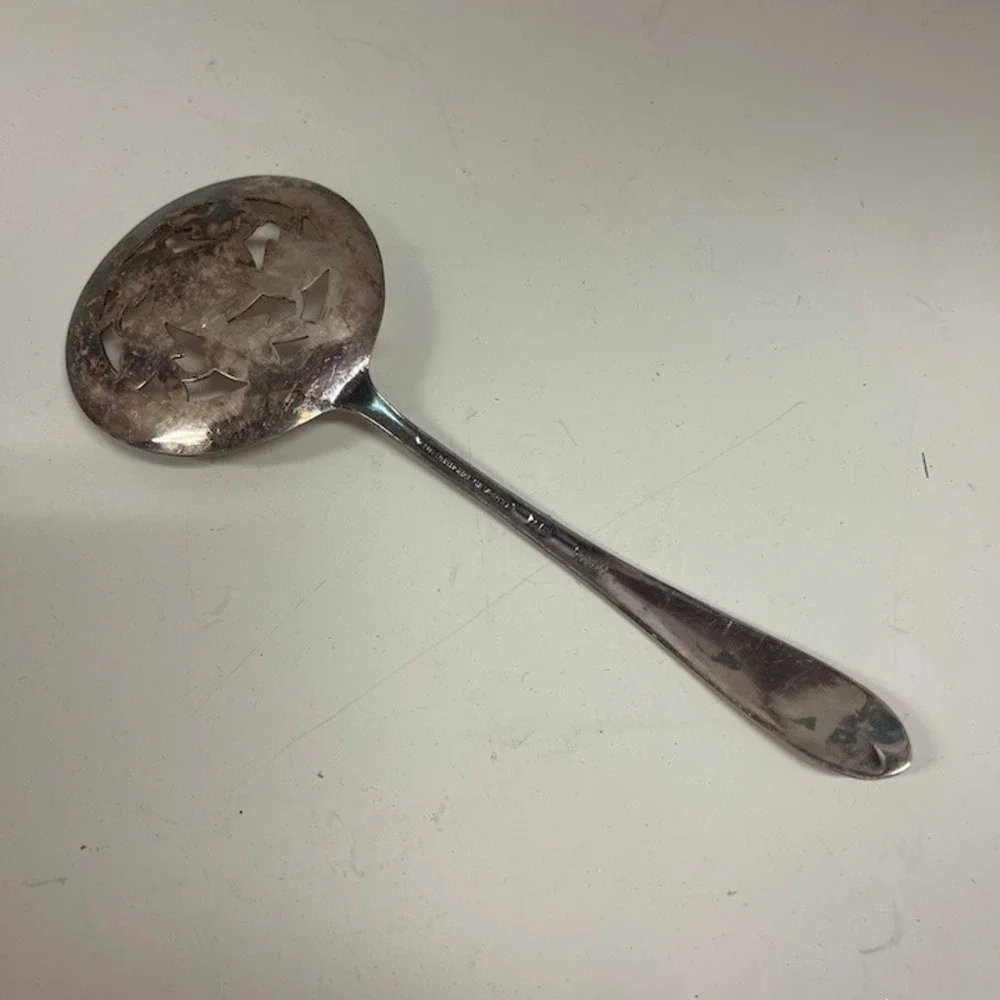 Vintage International Silver Co. 